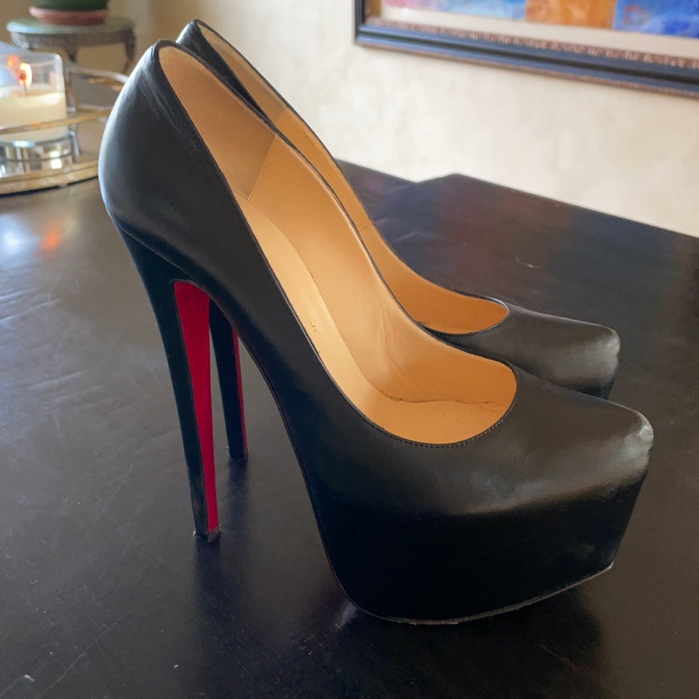 Christian Louboutin Platform Pumps Size 37